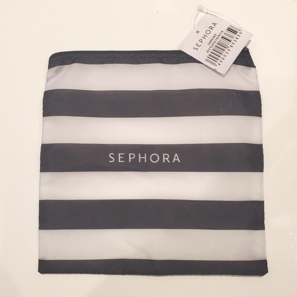 Skincare & Makeup Bundle (Armani, NARS, Laneige, Skoah and more!) - Picture 8 of 15